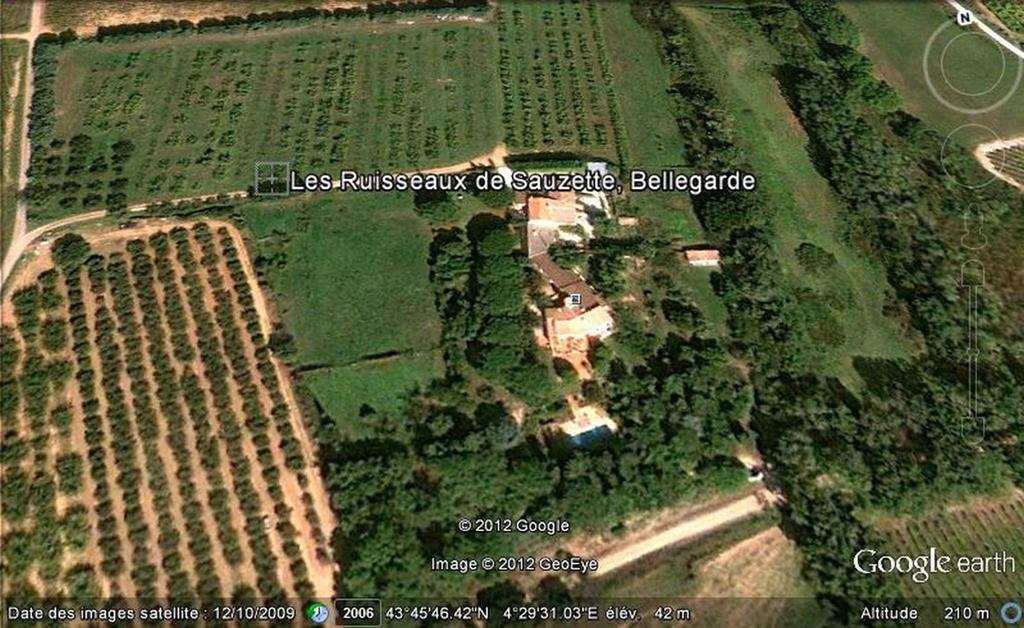 Le Mas Du Ruisseau Бельгард Номер фото